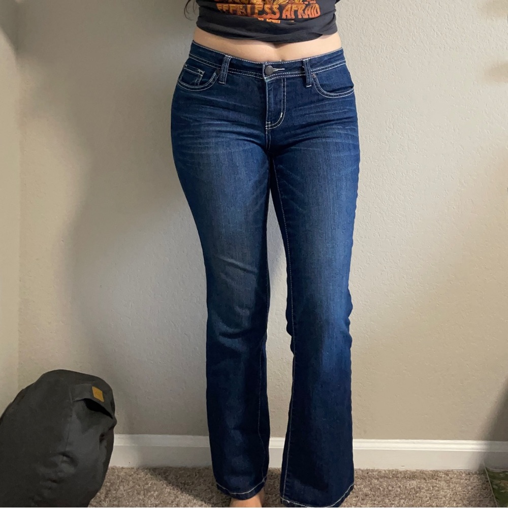 Vintage Dark wash levi jeans! 👖